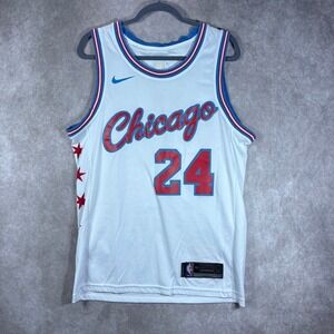 Nike Jersey #24 Lauri Markkanen Men 44 White Chicago Bulls City Edition Swingman